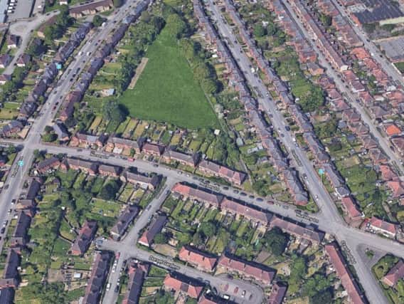 Overhead view showing Dorset Gardens (bottom of image), where the attack happened, and Kingsthorpe Rec, where Mr Yahaya was left