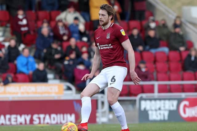 His long throws posed a real problem for County and Cobblers eventually made one count, though not sure he can claim much credit! Had his troubles against Matt at the back but largely defended well... 7