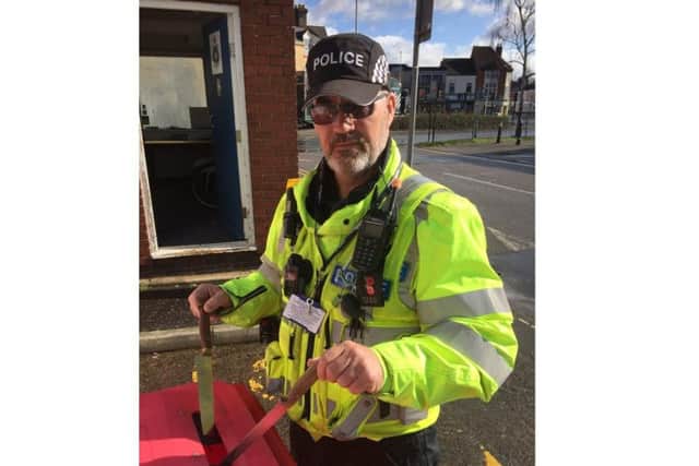 Northamptonshire PC1235 will be at the St James knife amnesty bin this morning.