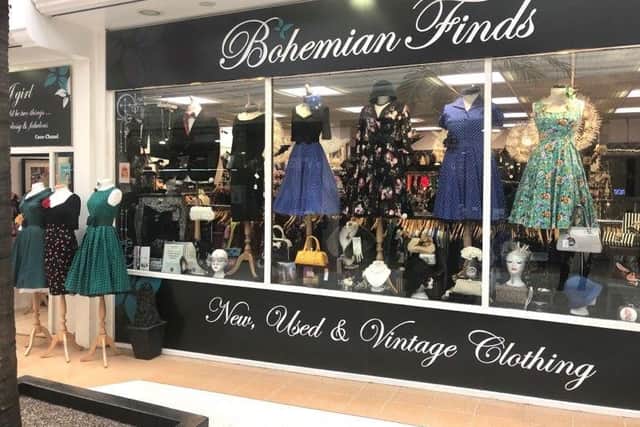 You will find Vicky at Bohemian Finds - but she isn't being rude if she doesn't say hello.