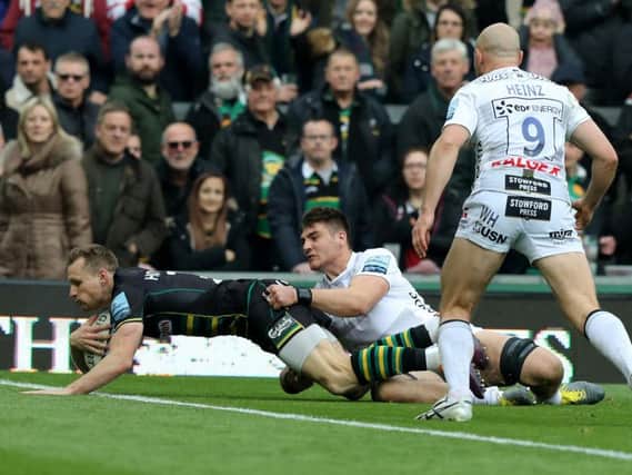 Rory Hutchinson scored a superb try for Saints but it wasn't enough to salvage a losing bonus point