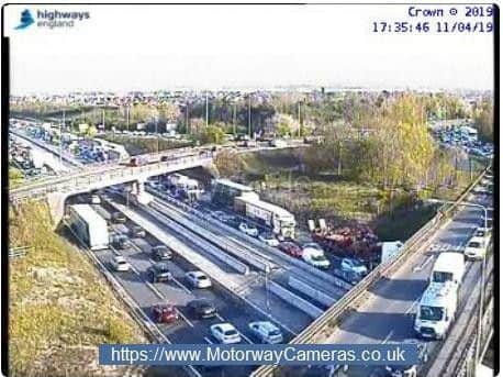 A screenshot of traffic cameras at J15 near Northampton at 17:37. Photo taken from: https://www.motorwaycameras.co.uk/england/m1/southbound/traffic-camera/421