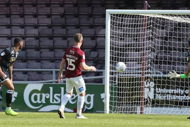 Dean Bowditch volleys home