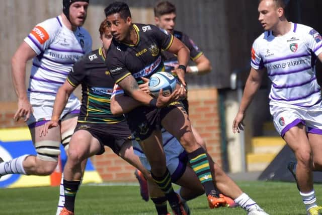 Ken Pisi started on the wing for the Wanderers