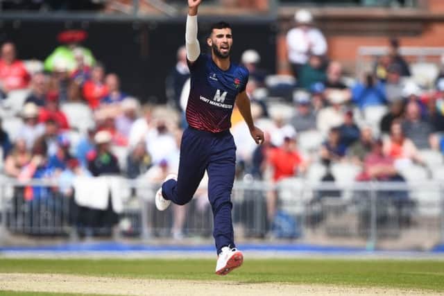 Saqib Mahmood took six wickets