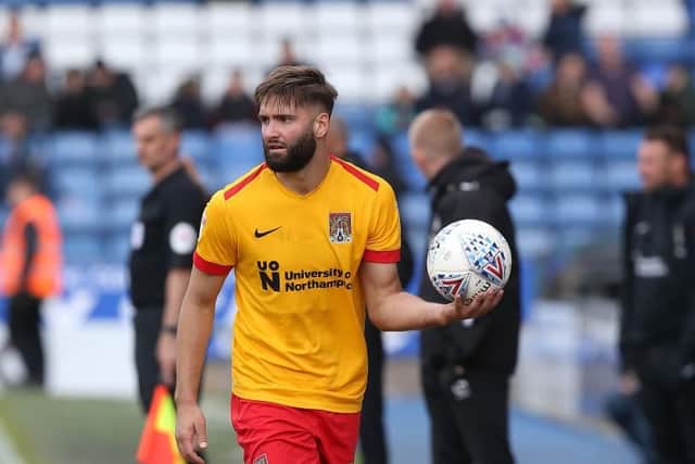 Showed his versatility again by playing left-back and didn't look uncomfortable as he kept things tight down his flank. Not one to go bombing forward though... 7