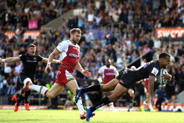 Tom O'Flaherty dives over for his stunning second-half try
