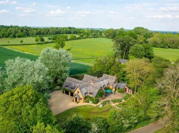 Upper Harlestone marketed by Stonhills