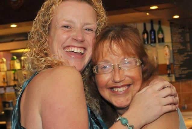 Hayley (left) has bravely become an organ donor to her sister Natasha.