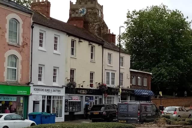 The Edge of Town has carried on the Bird in Hand's legacy on the same site. The fact a pub has traded here for 200 years without being on any known pub crawl is something of an oddity.