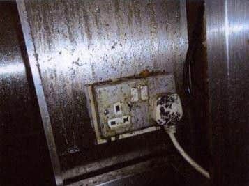 The plug hadn't been cleaned.