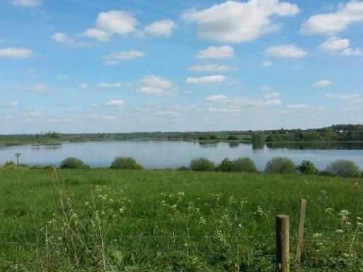 Beautiful views across Pitsford Reservoir, woodland walks, adventure playground and you can even take a barbecue.