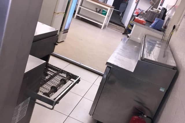 A renovation has been carried out and the current kitchen is in a clean state.