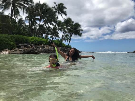 The mum-and-daughter travelling duo were lucky enough to spend time with turtles in Hawaii.