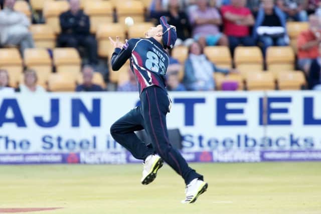 Graeme White took a superb catch to dismiss Ateeq Javid