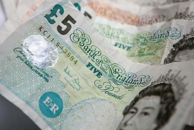 Single claimants can access Universal Credit
