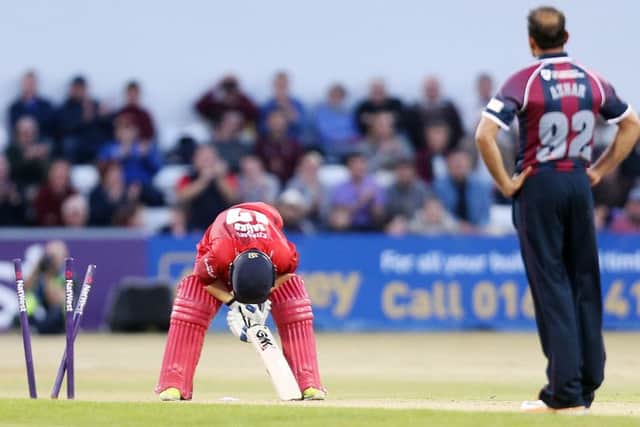 Azharullah bowled Alex Davies (picture: Kirsty Edmonds)