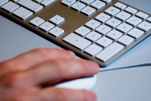 Shoppers are snubbing the high street and buying online