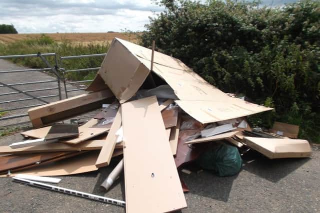 The fly-tipping on the B645 between Chelveston and Hargrave