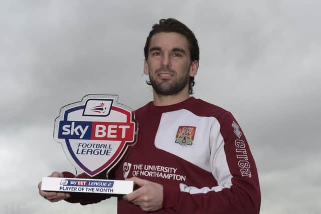 PLAYER OF THE MONTH - Ricky Holmes