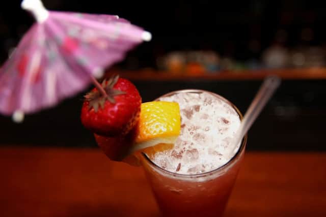 Hakamou, Abington Street. Christmas Good Taste Guide.
Bar tender Sam makes a Cold Turkey, Raspberry F;ip and Dreadlock Holiday. ENGNNL00120111024182023