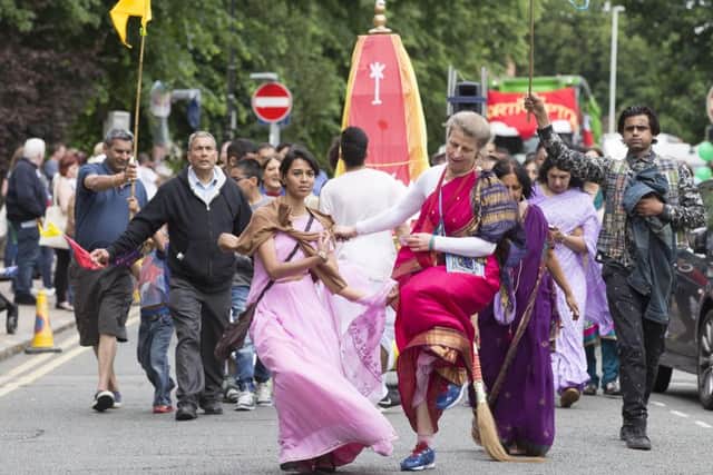 Northampton Carnival 2016 NNL-161106-180819009