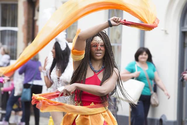 Northampton Carnival 2016 NNL-161106-181032009