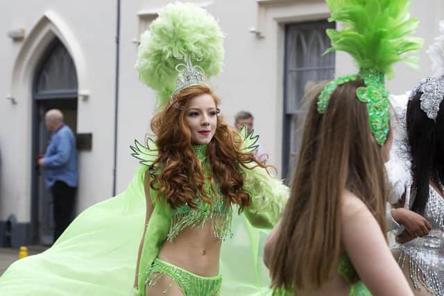 Northampton Carnival 2016 NNL-161106-181045009