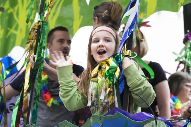 Northampton Carnival 2016 NNL-161106-180629009
