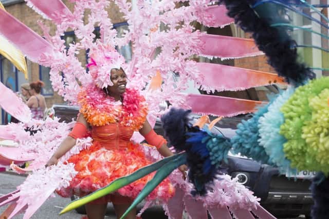 Northampton Carnival 2016 NNL-161106-181259009