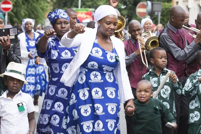 Northampton Carnival 2016 NNL-161106-180738009