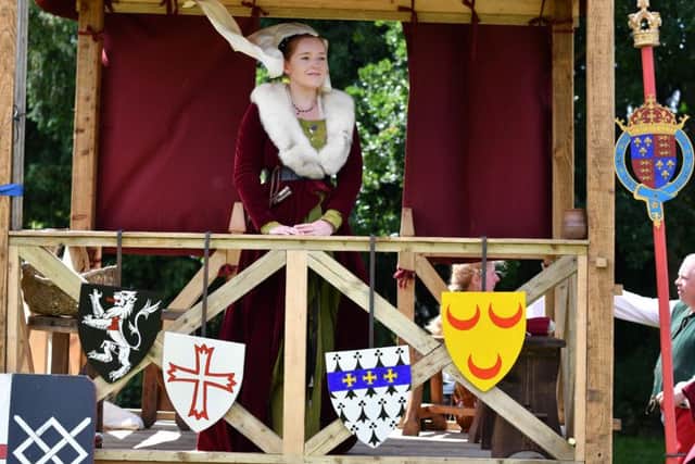 Battle of Northampton Delapre NNL-161007-175743009