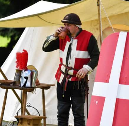 Battle of Northampton Delapre NNL-161007-175756009