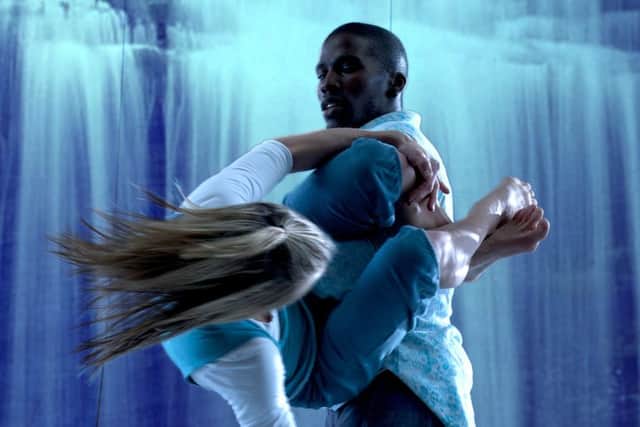 Motionhouse presents Scattered