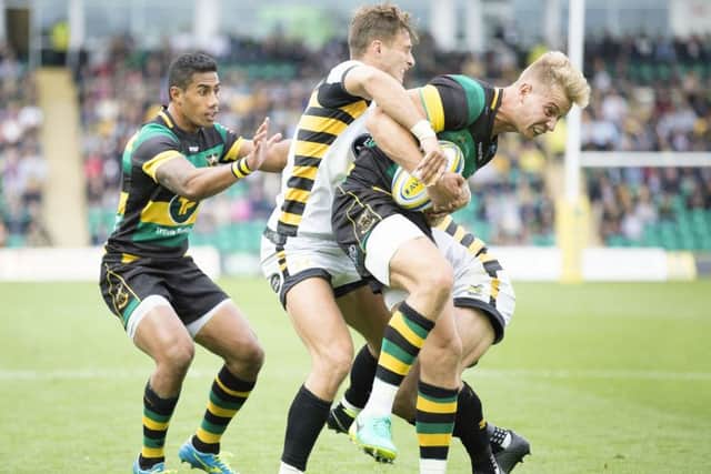 Harry Mallinder tried to get Saints over the line