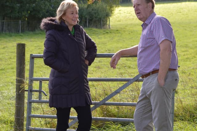 Environment Secretary drops in on South Northamptonshire farmer 