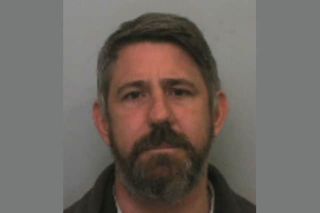 Simon Ferris