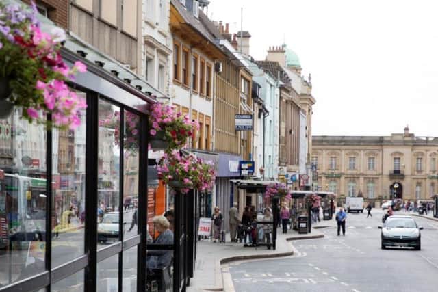 Bus bays in The Drapery may be extended round the corner to Mercer's Row