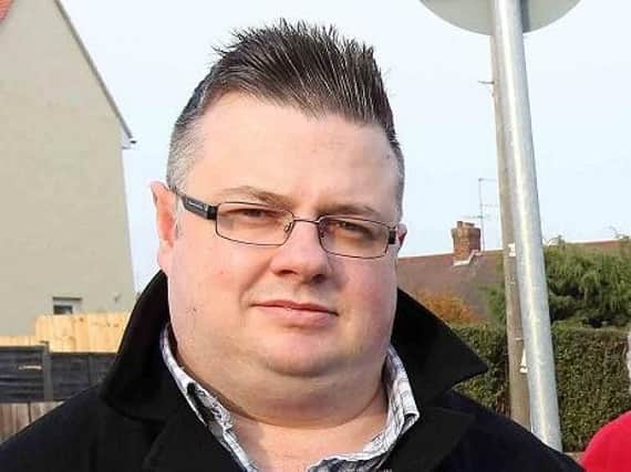 Councillor Gareth Eales is calling for lighting to be reinstated in Mill Lane.