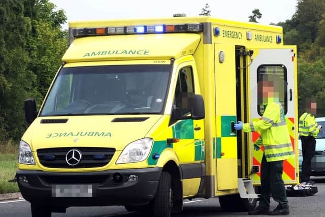 Ambulance SUS-160712-160311001