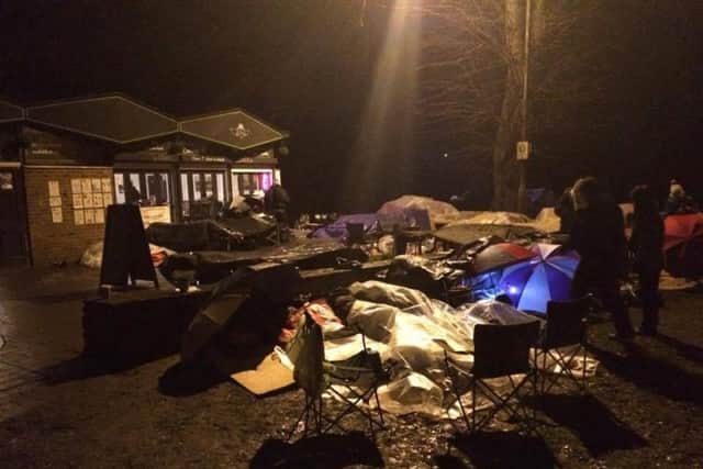170 people gathered on Abington Park to sleep in cardboard boxes.