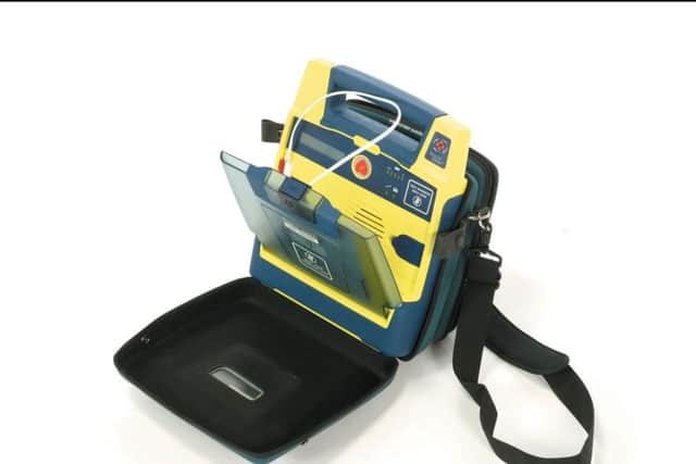 Defibrillator picture from the British Heart Foundation