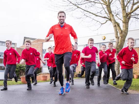 Ben Smith, who ran 401 marathons in 401 days, ran with the pupils at Parklands Primary School.