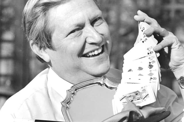 Northamptonshire magician, Colin Hooton