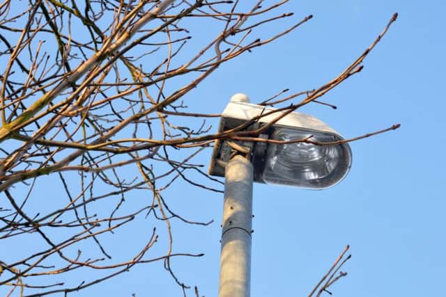 Around 700 street lights across the county will need replacing after it emerged they had been fitted with a temporary bulb.