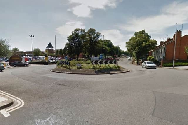 The roundabout on Victoria Promenade
