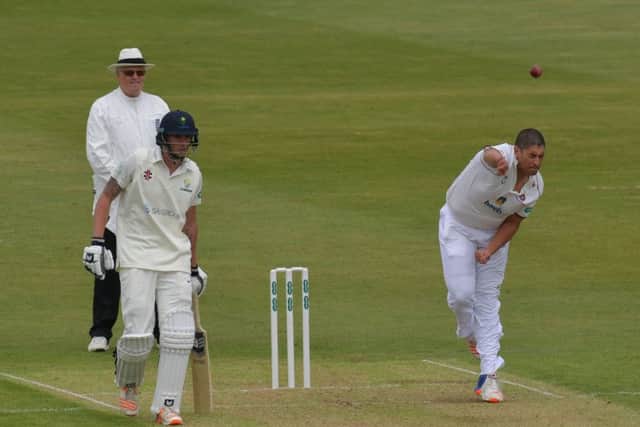 Rory Kleinveldt claimed three wickets