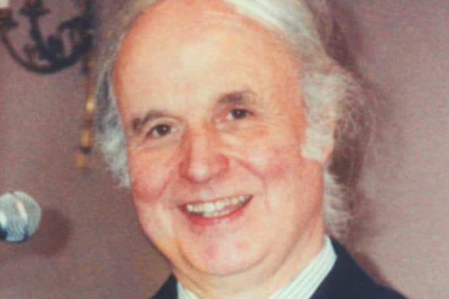 Noel Stanton.