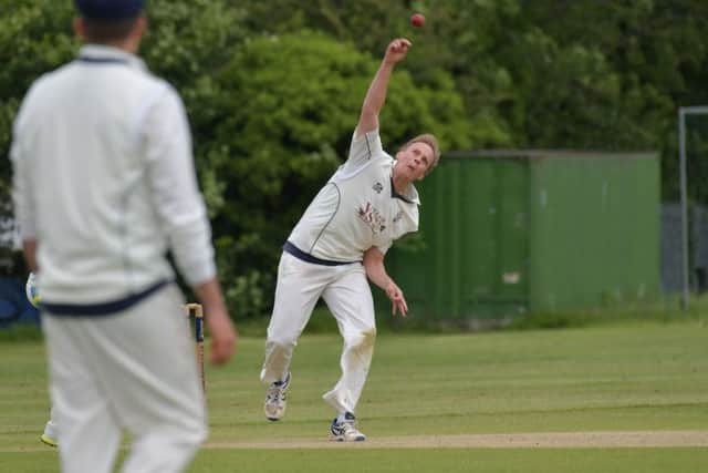 Long Buckby v Earls Barton