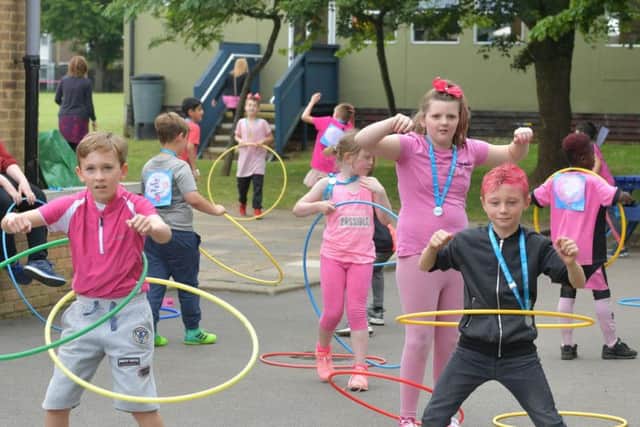 Over 1,000 has been raised for Cancer Research UK.
